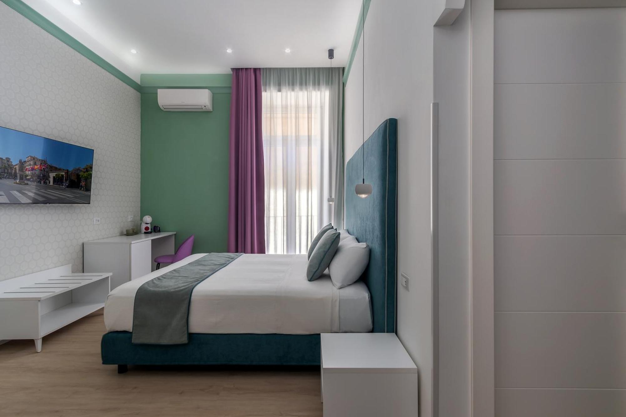 Lovelia: Sorrento Square Lovely Suite Exteriör bild